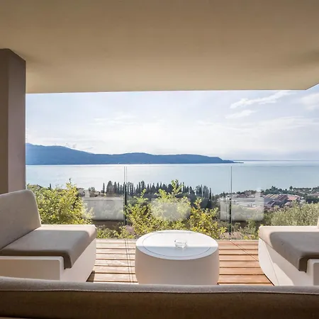 Agave Exclusive Pool * Toscolano Maderno